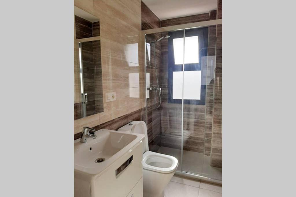 New Apartment In The Center-Terrace & Free Parking Малага Екстер'єр фото